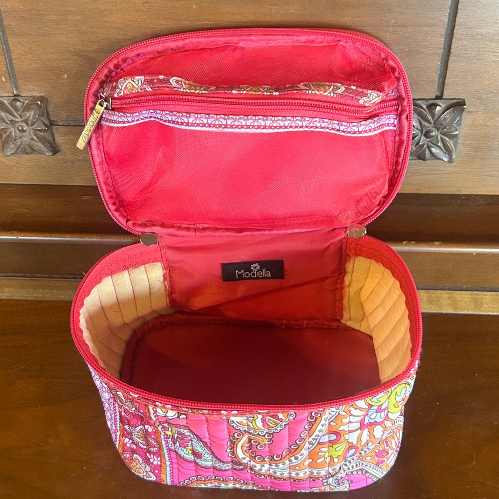 Cosmetics/Hair Tool Bag Set - Picture 10 of 16